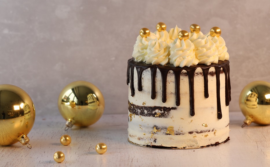 Bakesmart | Merry Dripmas Cake